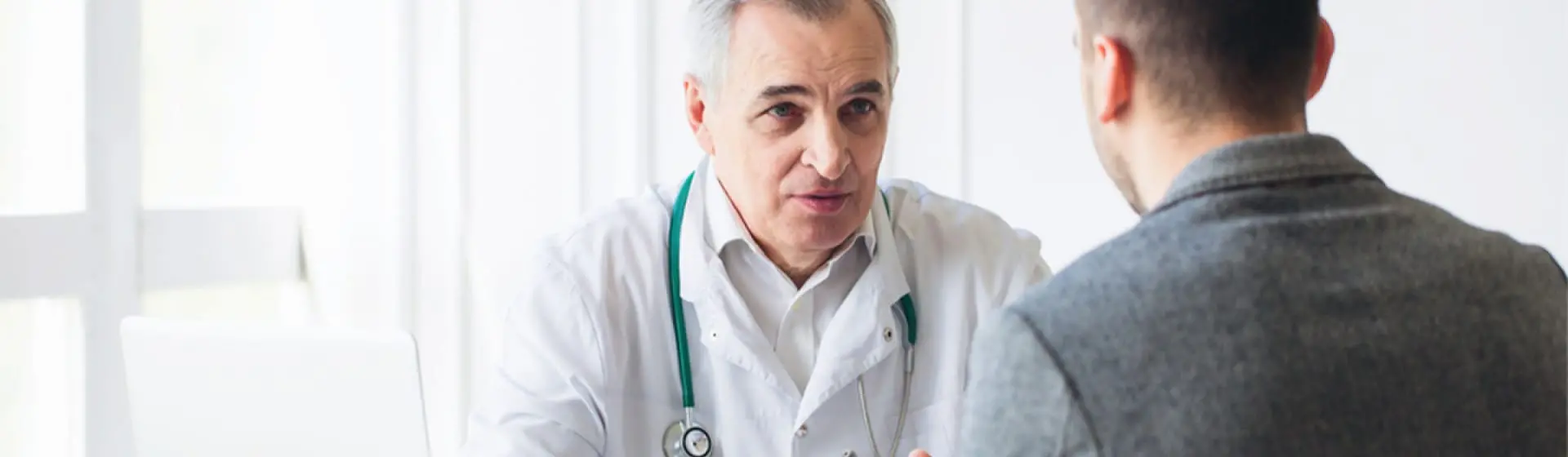 Generally, it is advised to avoid alcohol use while taking Lexapro and to consult with a healthcare professional for personalized advice.