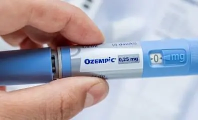 Graphic explains the primary use of Ozempic, as well as continuing research in the fields of weight loss and addiction recovery.