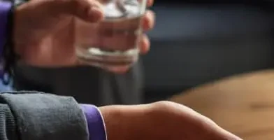 Split screen displaying: Bipolar I: Manic highs and depressive lows. Bipolar II: Hypomania and severe depression.